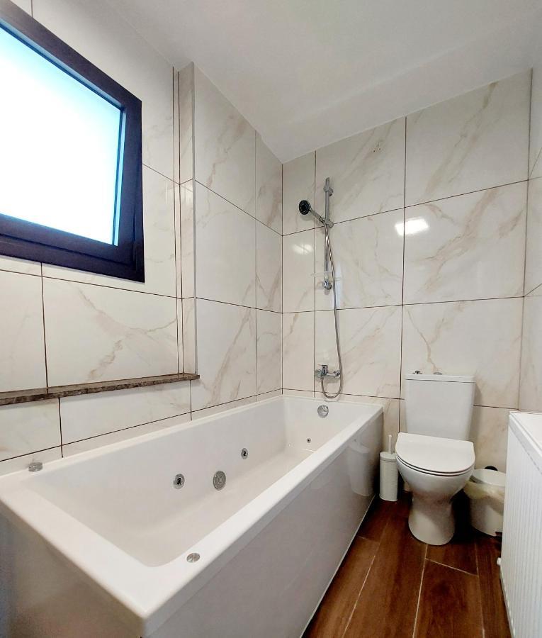 Agros Green Valley Suites 利马索尔 外观 照片